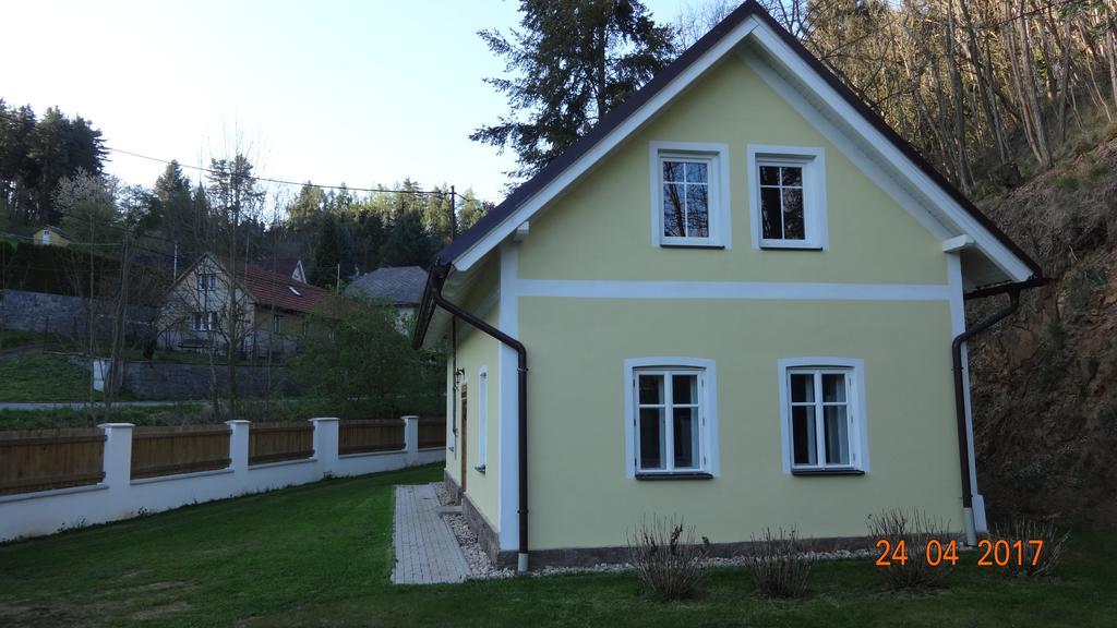 Chaloupka Za Potuckem Guest House Županovice Eksteriør bilde