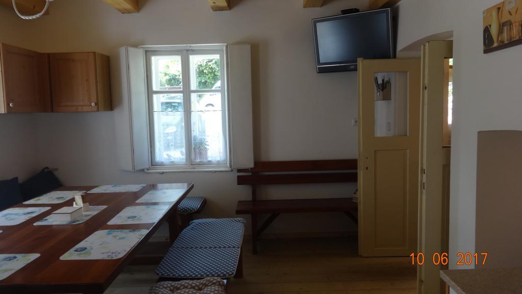 Chaloupka Za Potuckem Guest House Županovice Eksteriør bilde
